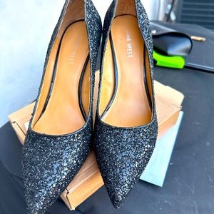 Nine West Glitter pumps